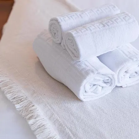 Studio-Fast Wi-Fi- Ac -5 Min Trindade Metro&Clerigos Apartment