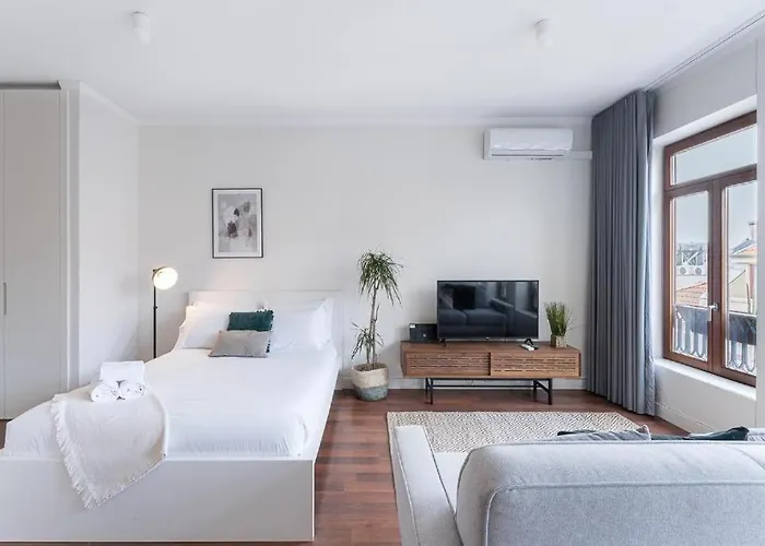 Studio-fast Wi-fi- Ac -5 Min Trindade Metro&clérigos Oporto