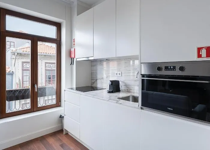 Studio-fast Wi-fi- Ac -5 Min Trindade Metro&clerigos Oporto