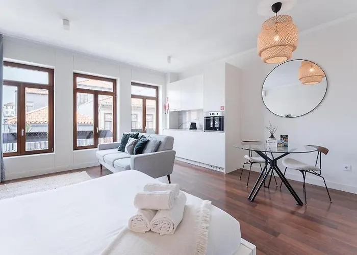 Studio-fast Wi-fi- Ac -5 Min Trindade Metro&clerigos Daire