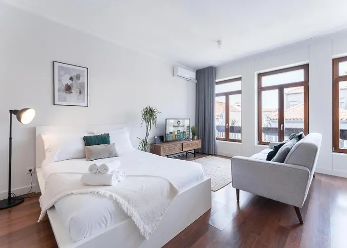 Studio-fast Wi-fi- Ac -5 Min Trindade Metro&clérigos *