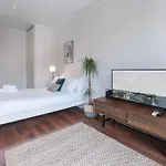 Studio-fast Wi-fi- Ac -5 Min Trindade Metro&clerigos *