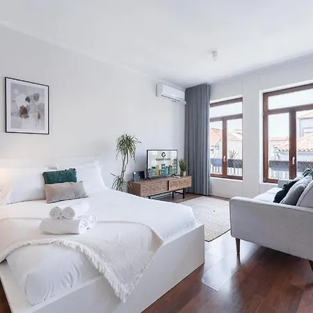 Studio-fast Wi-fi- Ac -5 Min Trindade Metro&clerigos *