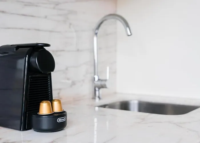 Studio-fast Wi-fi- Ac -5 Min Trindade Metro&clerigos 波尔图